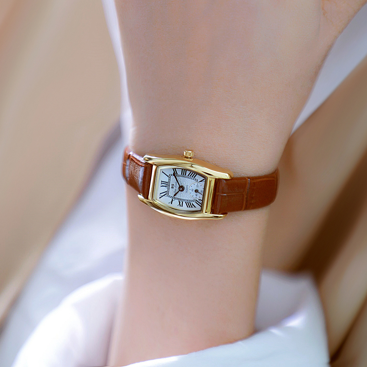 BS Women's Watch Versatile Ret - огляд і ціна Luxury Watch Leather Strap