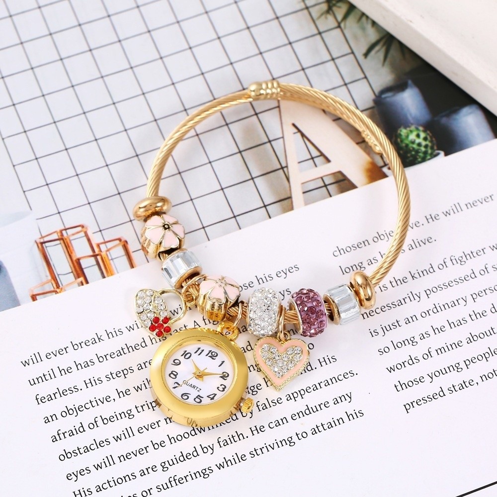 Trendy Adjustable Women's Brac - огляд і ціна Luxury Watch Leather Strap