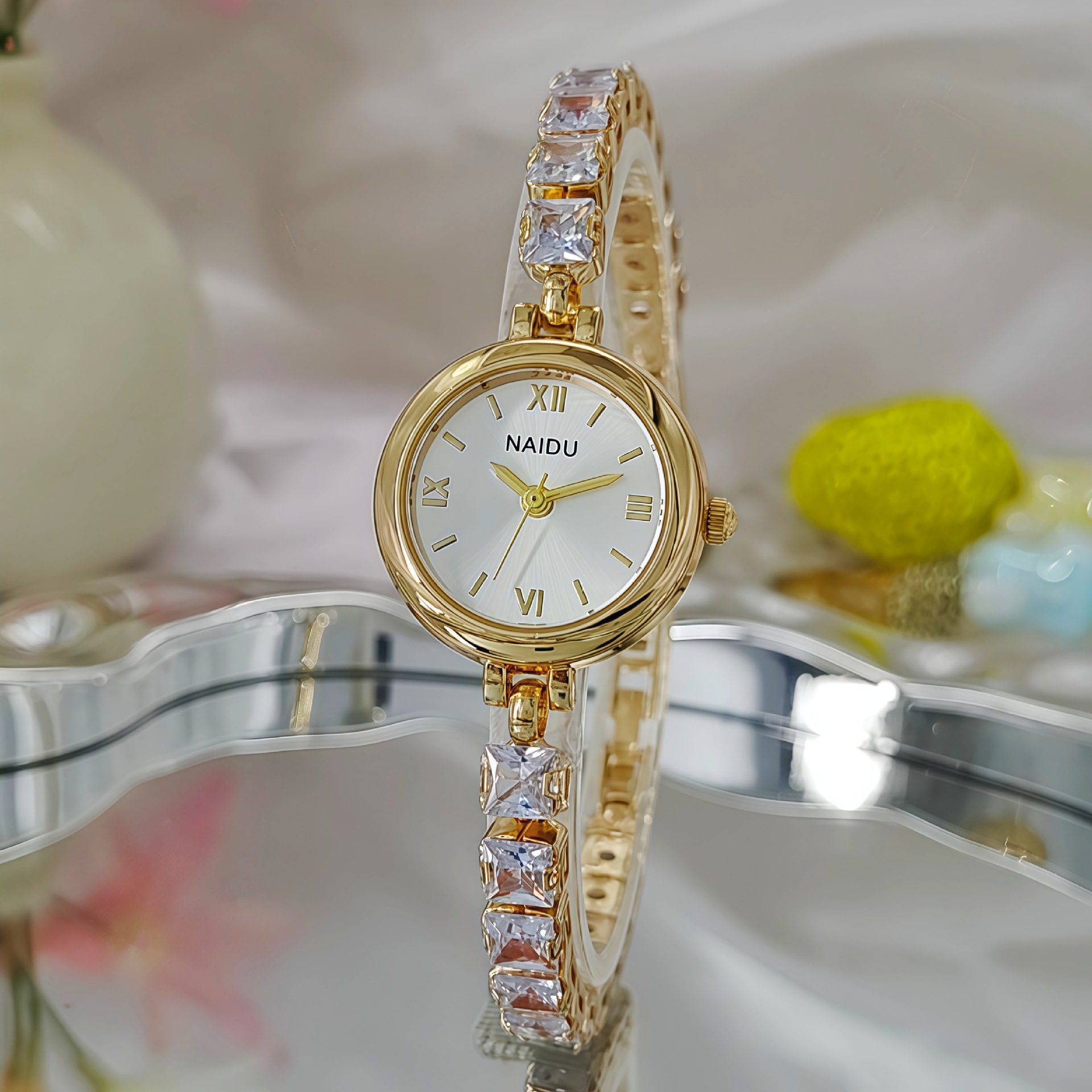 New Fashion Diamond-encrusted  - огляд і ціна Luxury Watch Level