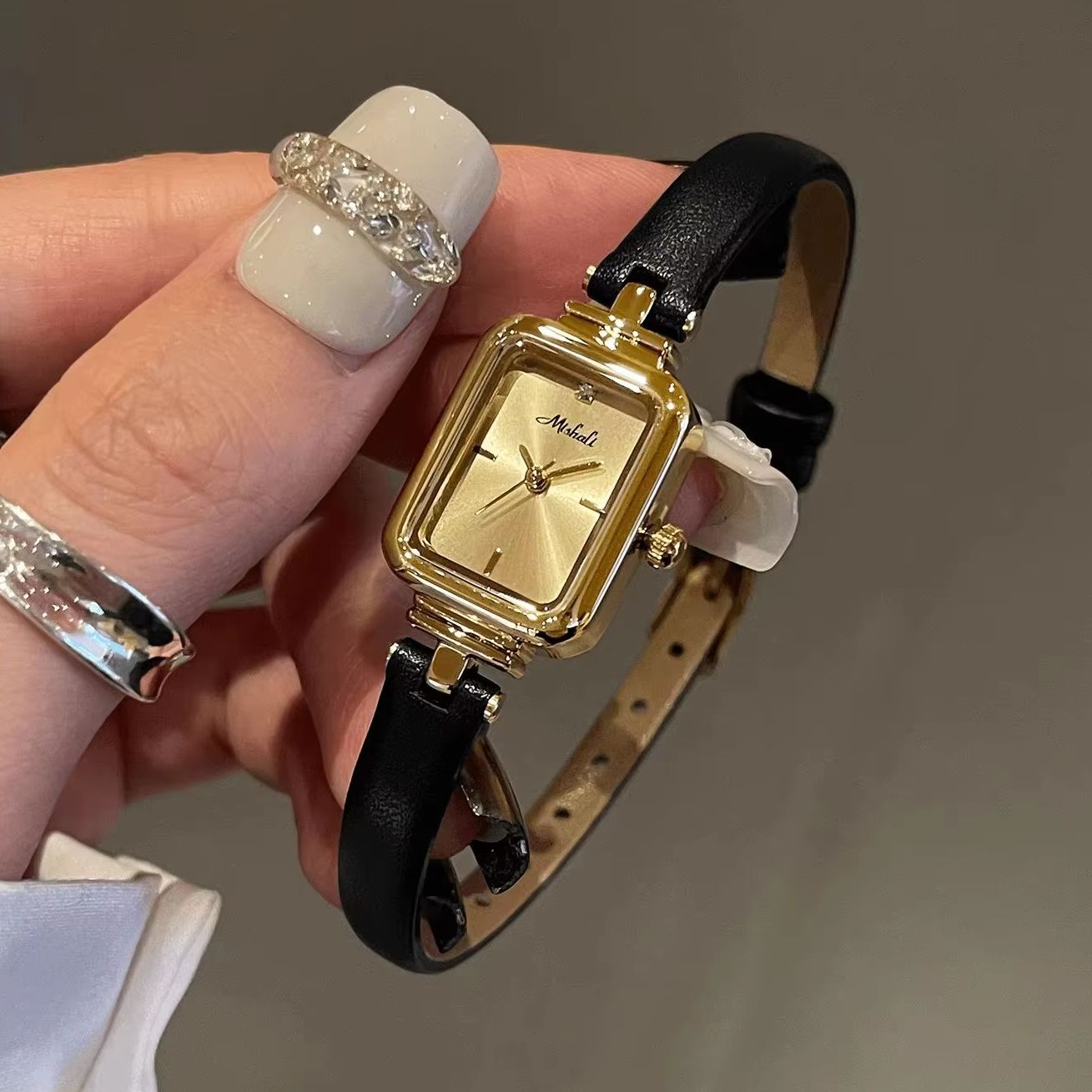 Luxury Vintage Women Watch Gen - огляд і ціна Luxury Watch Leather Strap